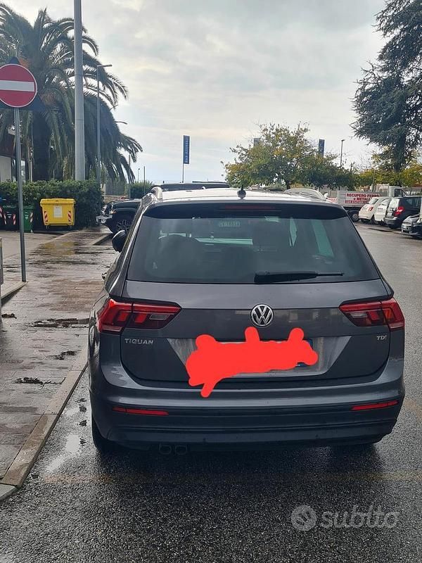 Usata VW Tiguan Business 116 CV (85 kW) 2017 Marrone SUV