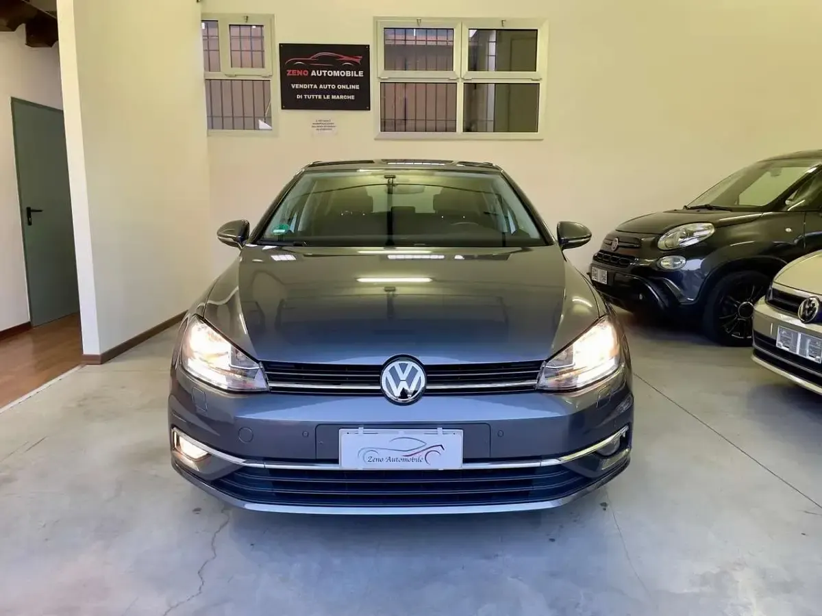 Usata VW Golf VII Sound 110 CV (80 kW) 2018 Grigio