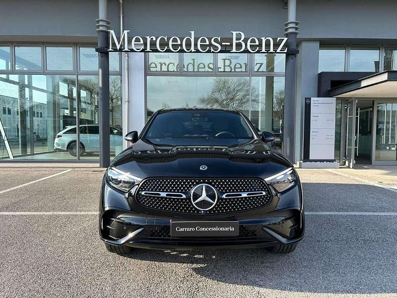 Nuova Mercedes GLC300 197 CV (144 kW) 2026 Nero Coupé