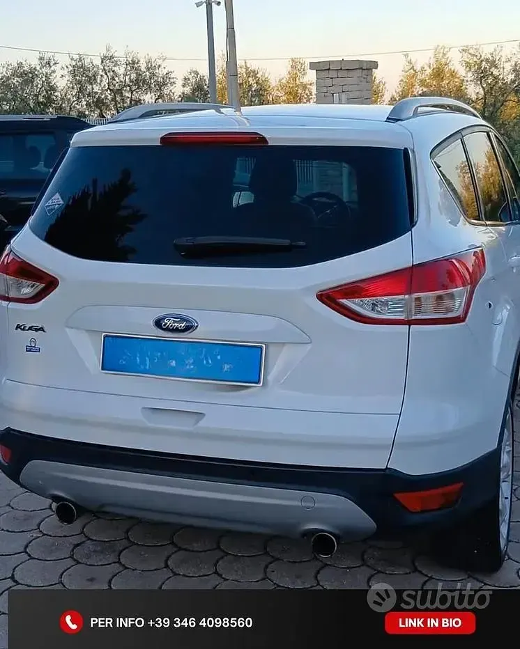 Usata Ford Kuga 140 CV (102 kW) 2013 Bianco SUV