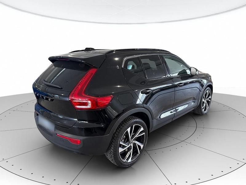 Usata Volvo XC40 R-Design 180 CV (132 kW) 2021 Nero SUV