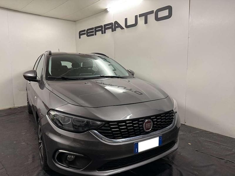 Käytetty Fiat Tipo Lounge 120 HP (88 kW) 2018 Harmaa Farmari