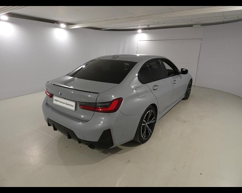 Usata BMW 320e M Sport 190 CV (139 kW) 2025 Grigio Berlina