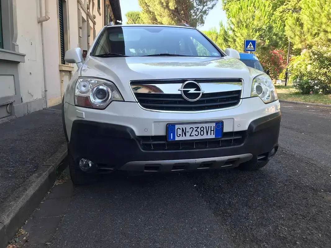 Usata Opel Antara Cosmo 150 CV (110 kW) 2009 Bianco SUV