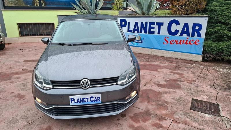 Usata VW Polo Comfortline 74 CV (54 kW) 2015 Grigio Berlina