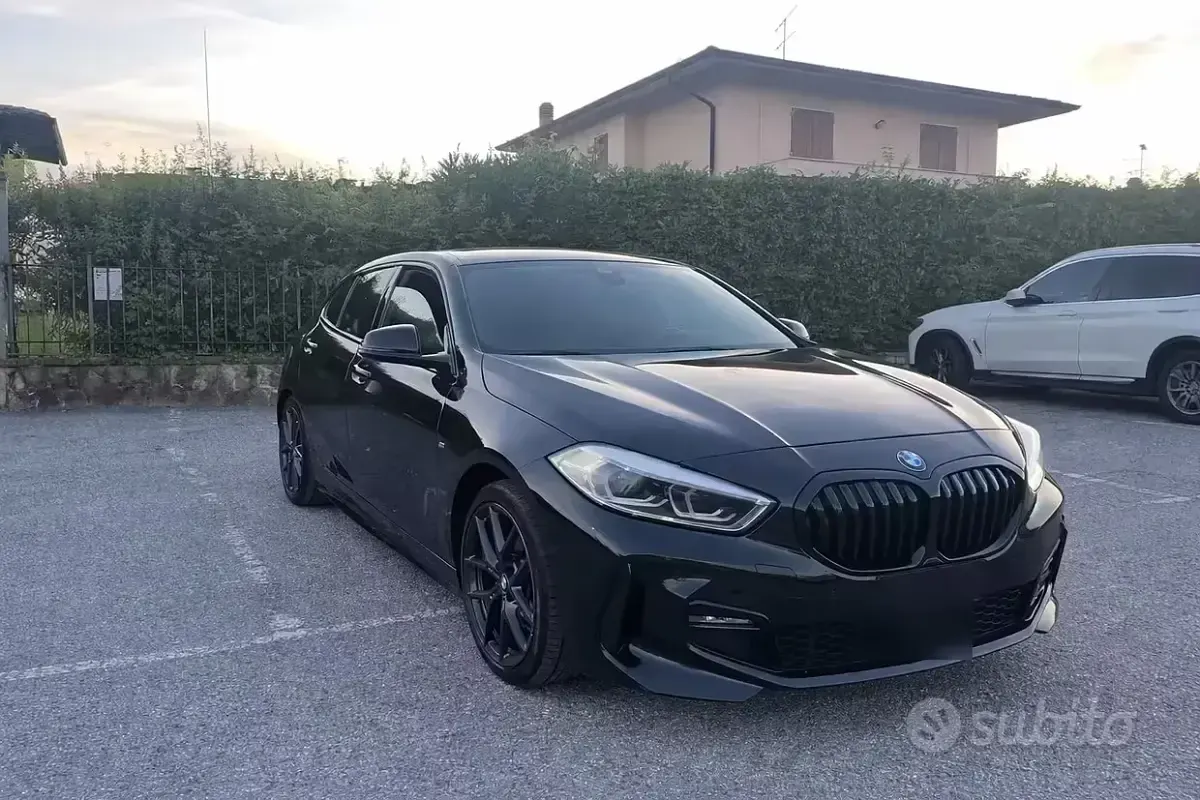 Usata BMW 116 Efficient Dynamics 116 CV (85 kW) 2021 Nero Utilitaria