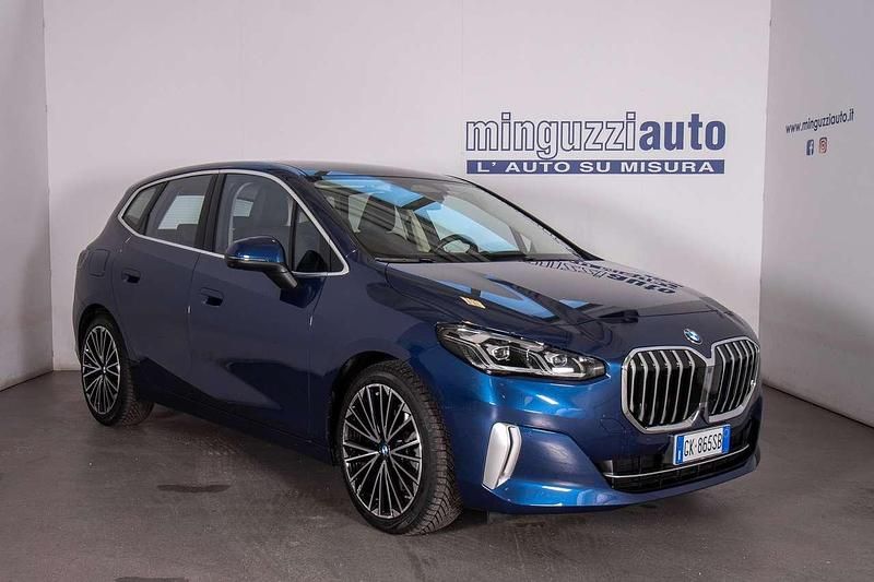 Blu/azzurro Usata 2022 BMW 223 Active Tourer Luxury Line Monovolume | 30.900 € (Super prezzo) - Immagine 1/4