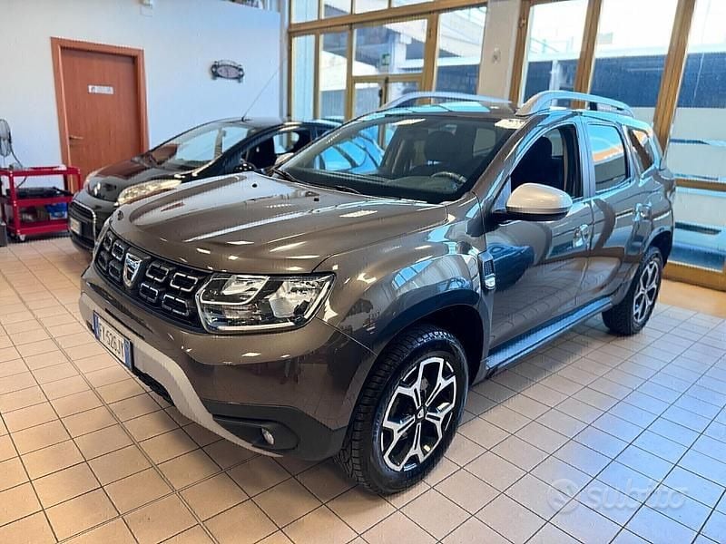 Usata Dacia Duster Prestige 116 CV (85 kW) 2019 Grigio SUV