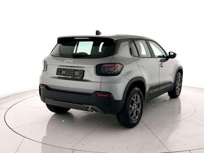 Nuova Jeep Avenger Longitude 101 CV (74 kW) 2025 Grigio SUV