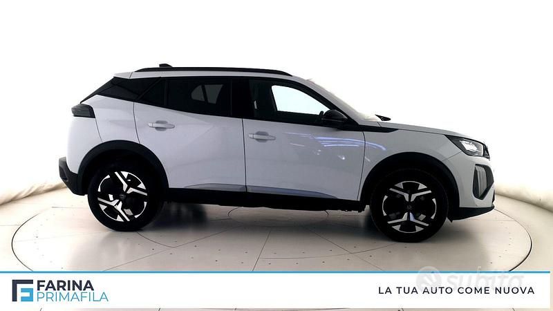 Usata Peugeot 2008 Allure 101 CV (74 kW) 2025 Bianco SUV