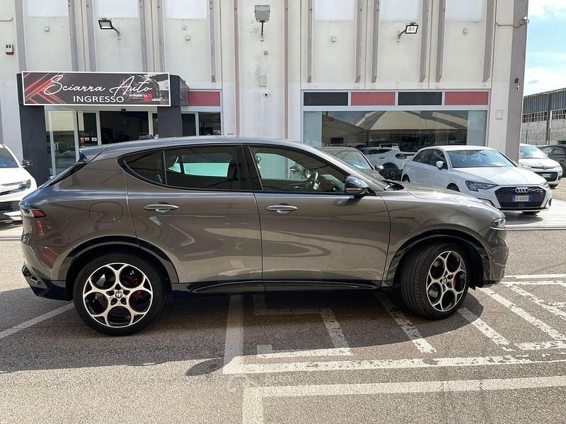 Usata Alfa Romeo Tonale Veloce 160 CV (117 kW) 2024 Grigio SUV