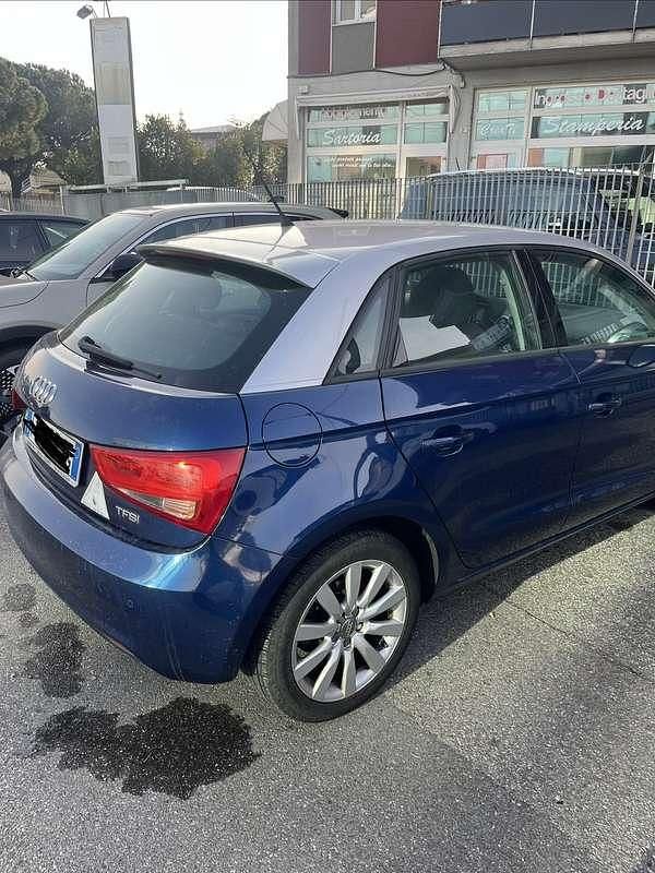 Usata Audi A1 Sportback Ambition 86 CV (63 kW) 2014 Utilitaria