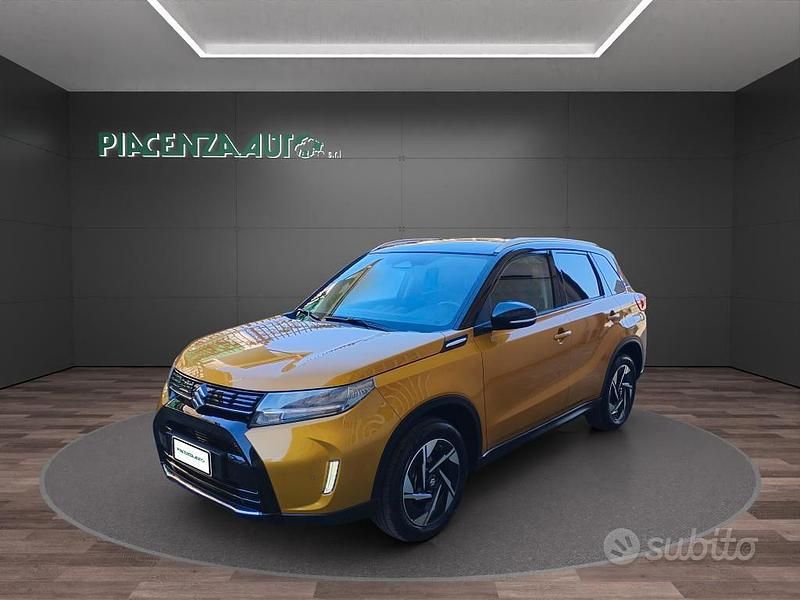 Usata Suzuki Vitara 129 CV (94 kW) 2025 Giallo tibet tetto nero SUV