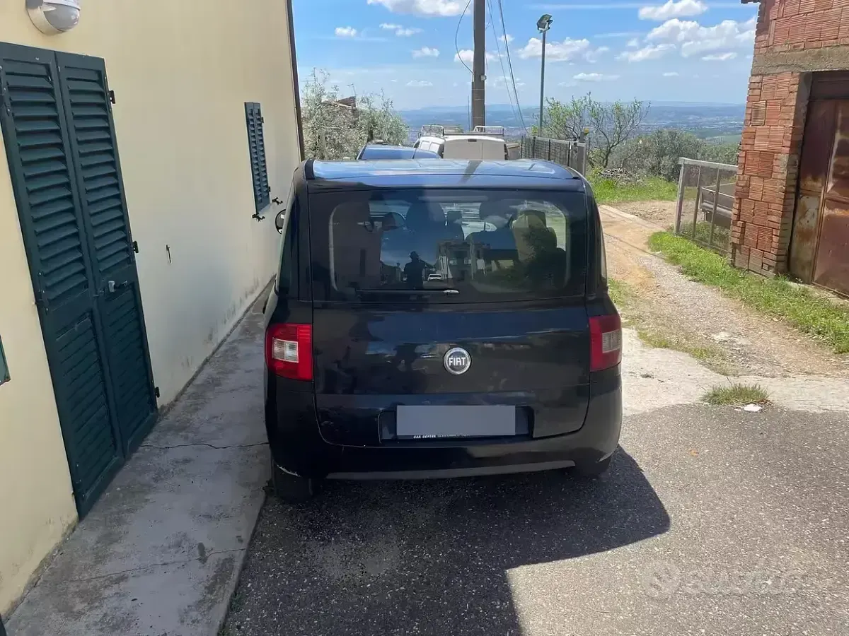 Usata Fiat Multipla 103 CV (75 kW) 2007 Nero Monovolume