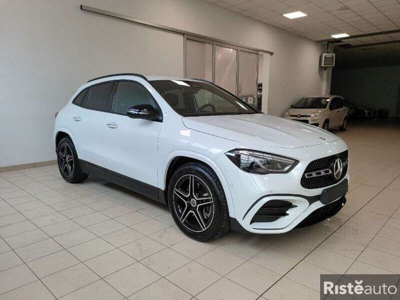 Bianco Usata 2024 Mercedes GLA220 Advanced Plus SUV | 46.980 € (Ottimo prezzo) - Immagine 1/4