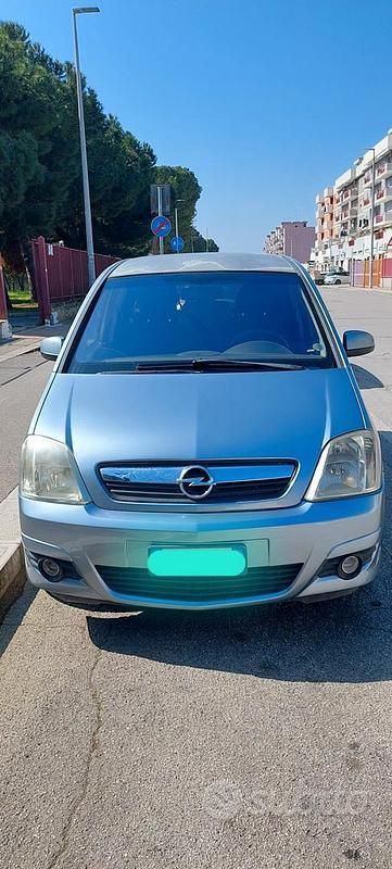 Usata Opel Meriva 2008 Grigio Monovolume