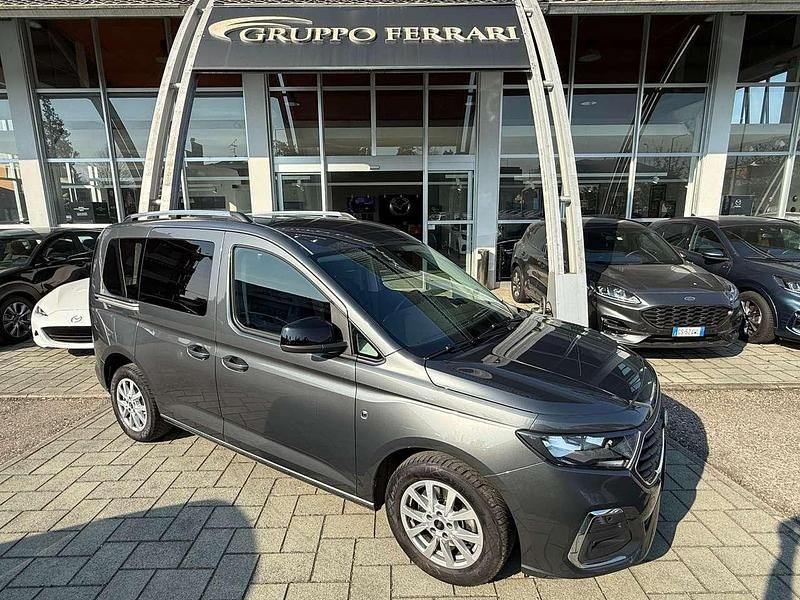 Usata Ford Tourneo Connect 114 CV (83 kW) 2022 Grigio Monovolume