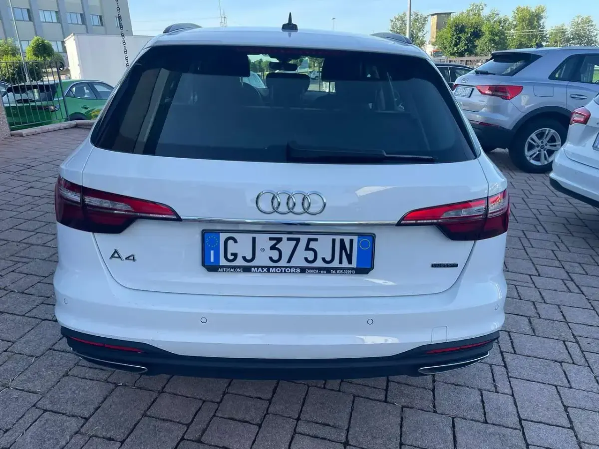 Usata Audi A4 Business 204 CV (150 kW) 2022 Bianco Station wagon