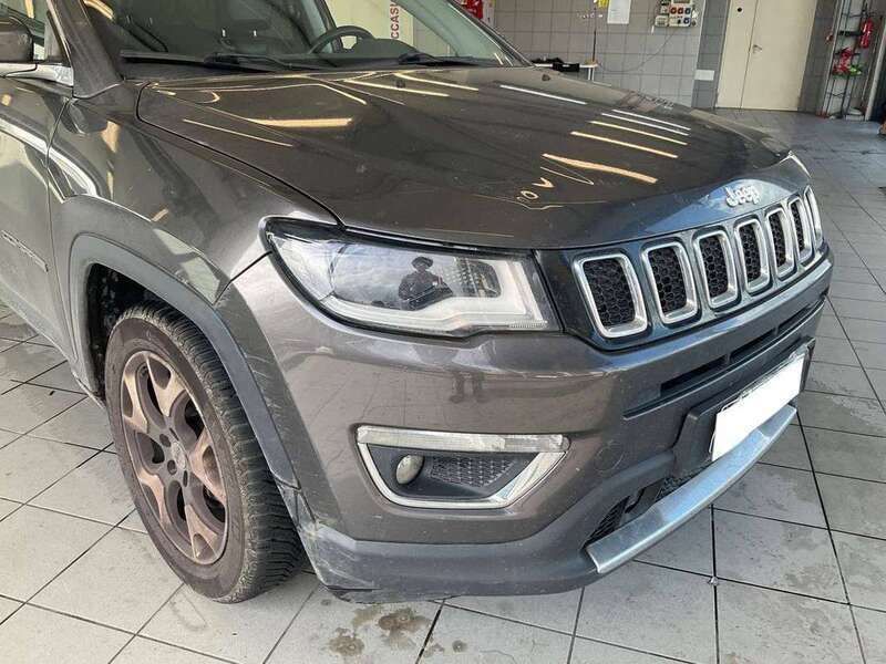 Grigio Usata 2017 Jeep Compass Limited SUV | 10.000 € (Ottimo prezzo) - Immagine 1/4