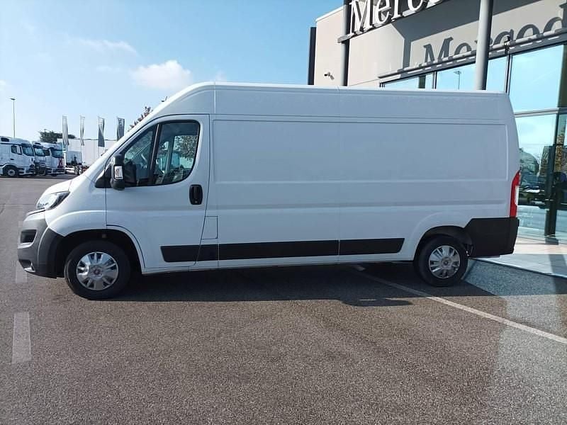 Usata Fiat Ducato 160 CV (117 kW) 2021 Bianco Furgone