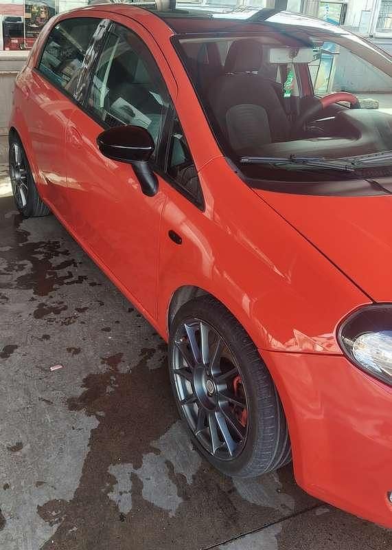 Usata Fiat Grande Punto Emotion 120 CV (88 kW) 2008 Utilitaria