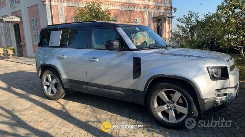 Usata Land Rover Defender First Edition 240 CV (176 kW) 2020 Grigio metallizzato SUV