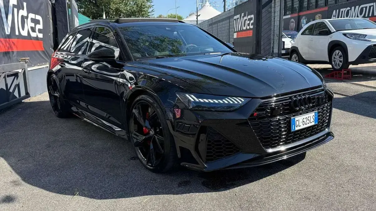 Usata Audi RS6 600 CV (441 kW) 2020 Nero Station wagon