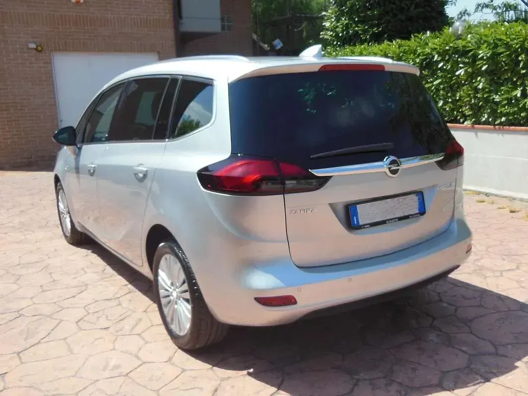 Usata Opel Zafira Innovation 150 CV (110 kW) 2017 Argento Monovolume