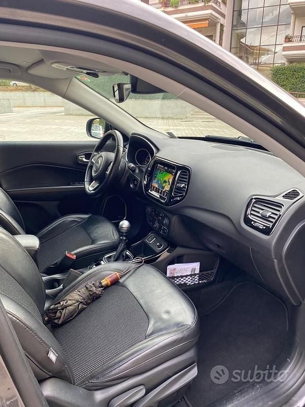 Usata Jeep Compass Limited 2018 Grigio SUV