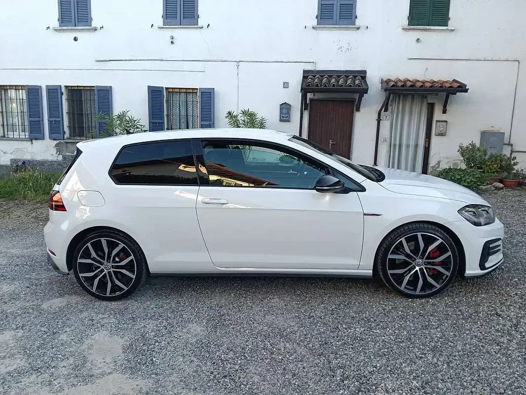 Usata VW Golf VII GTI 245 CV (180 kW) 2017 Bianco Berlina