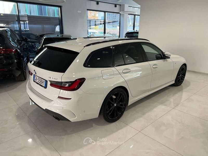 Bianco Usata 2021 BMW 320 Shadowline Station wagon | 36.400 € (Buon prezzo) - Immagine 1/4