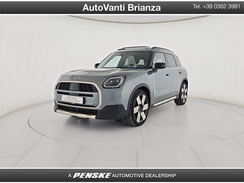 Usata Mini Countryman Favoured 163 CV (119 kW) 2024 Grigio SUV