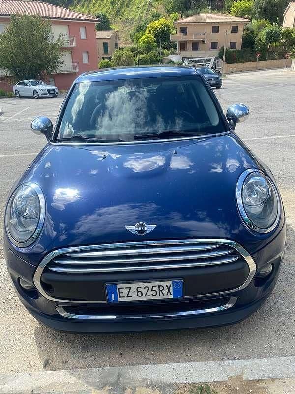 Usata Mini One D 95 CV (69 kW) 2015 Blu/azzurro Utilitaria