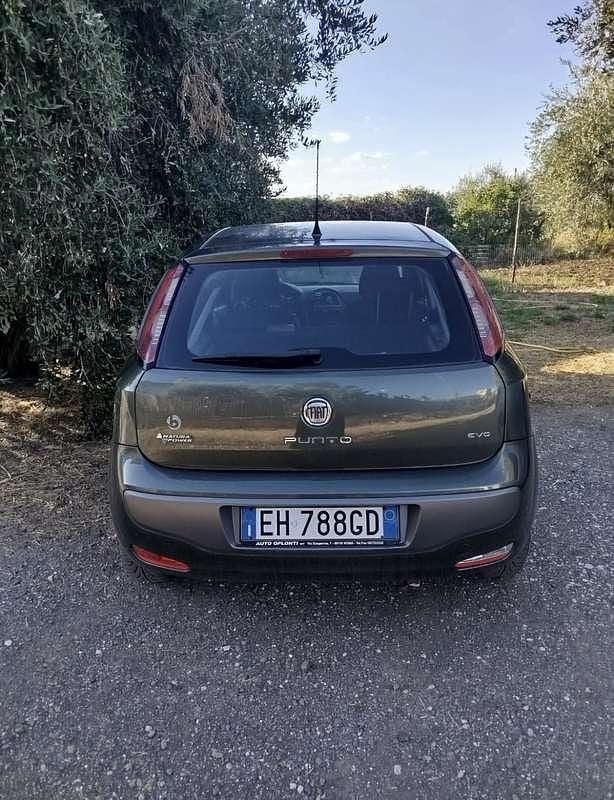 Usata Fiat Grande Punto Dynamic 77 CV (56 kW) 2009 Utilitaria