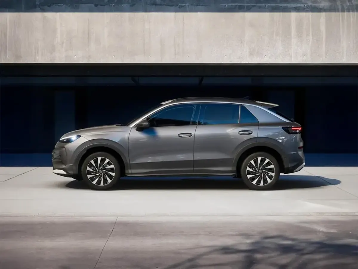Nuova VW T-Roc Life 115 CV (84 kW) 2026 Grigio SUV