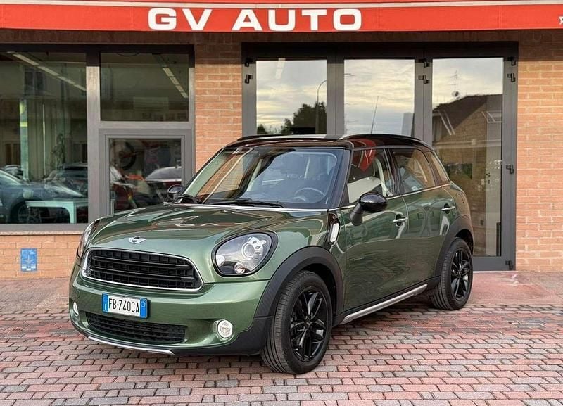 Verde Usata 2015 Mini Park Lane Countryman SUV | 10.700 € (Buon prezzo) - Immagine 1/4