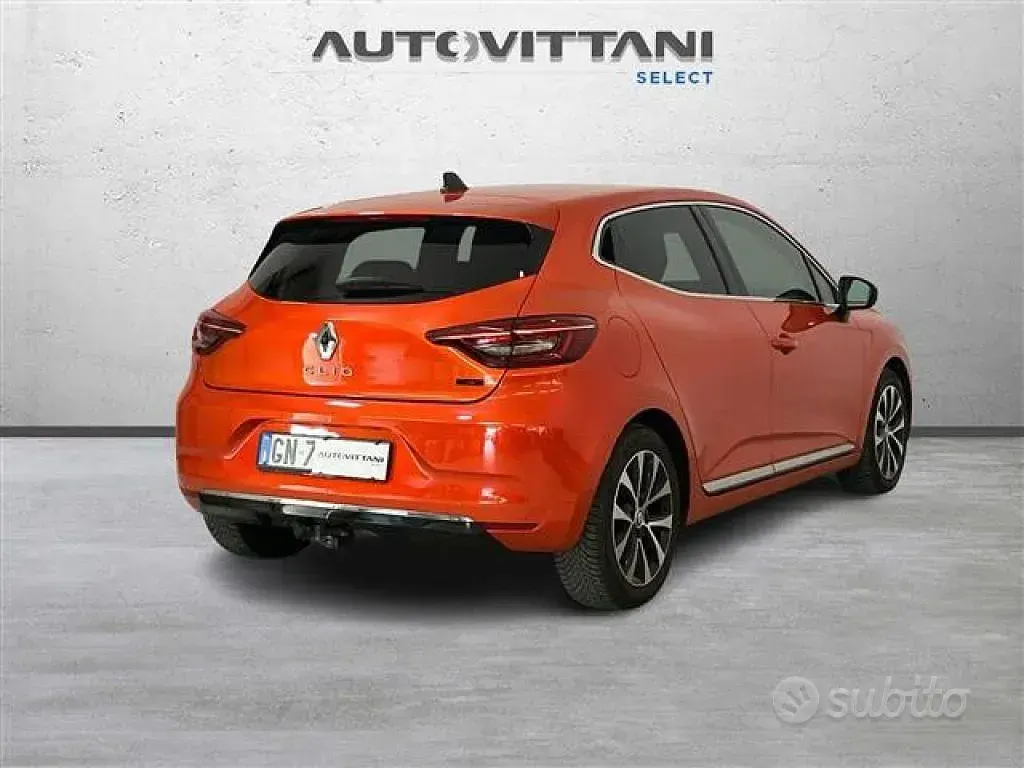 Usata Renault Clio V Techno 91 CV (66 kW) 2023 Grigio