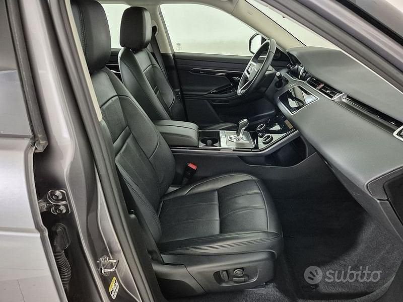 Usata Land Rover Range Rover evoque R-Dynamic 163 CV (119 kW) 2022 Grigio SUV