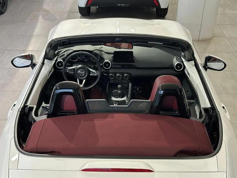 25d Usata 2021 Mazda MX5 Cabrio | 29.900 € (Cara) - Immagine 1/4