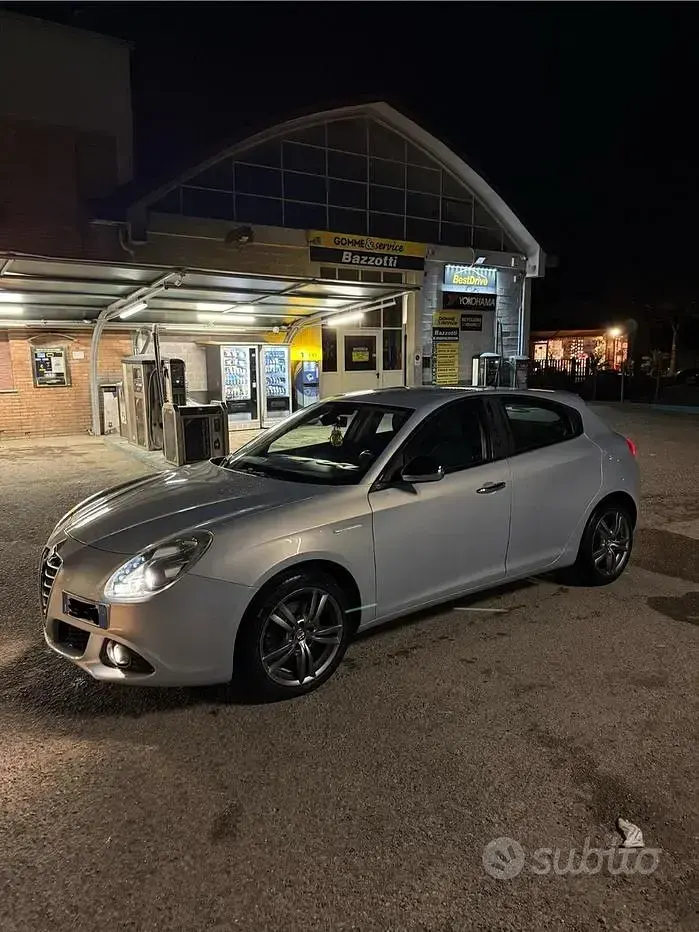 Usata Alfa Romeo Giulietta 150 CV (110 kW) 2013 Utilitaria