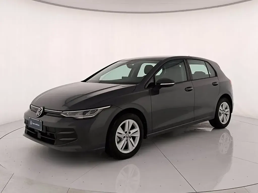 Usado VW Golf VIII Life 116 CV (85 kW) 2025 Berlina