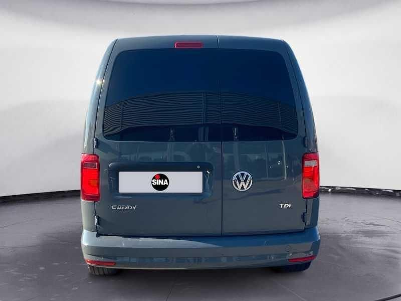 Usata VW Caddy Maxi Business 102 CV (75 kW) 2017 Grigio Monovolume