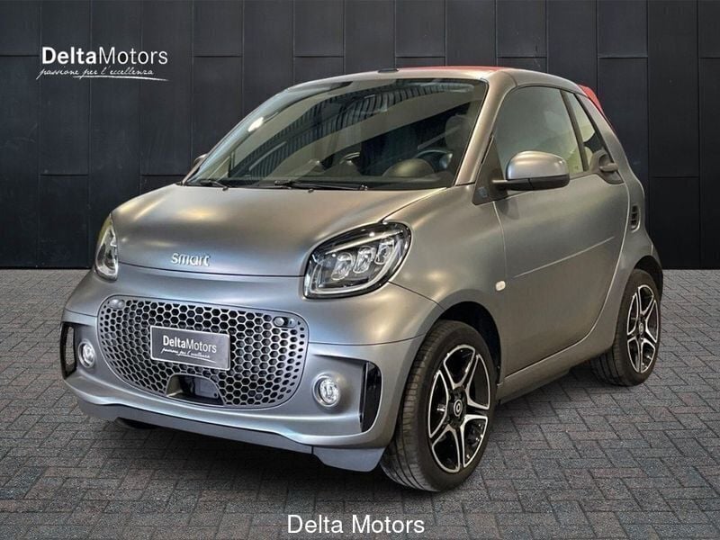 Grigio Usata 2021 Smart ForTwo Electric Drive Pulse Cabrio | 14.500 € - Immagine 1/4
