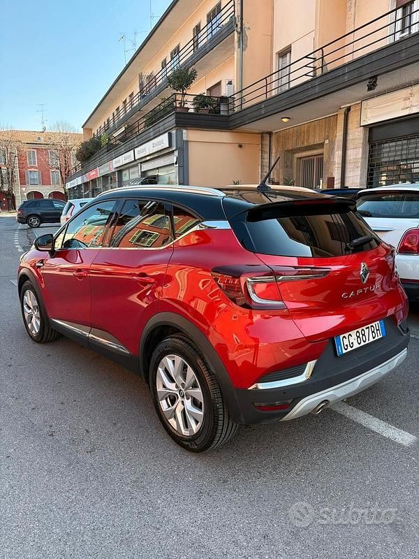 Usata Renault Captur 100 CV (73 kW) 2021 SUV