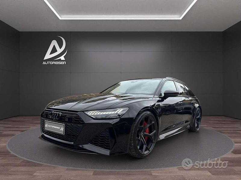 Nero mythos Nuova 2025 Audi RS6 Performance Station wagon | 159.990 € (Buon prezzo) - Immagine 1/4