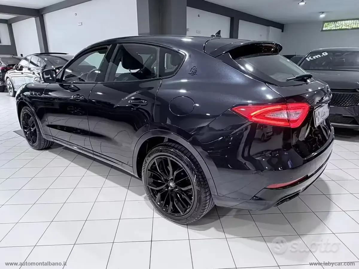 Usata Maserati Levante 274 CV (201 kW) 2018 Nero SUV