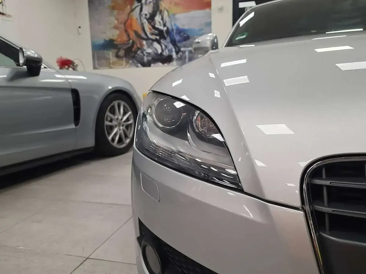 Usata Audi TT Roadster Advanced 160 CV (117 kW) 2009 Ice silver metallic Cabrio