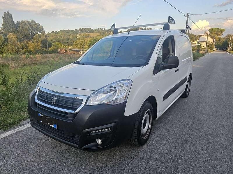 Usata Peugeot TePee 99 CV (72 kW) 2016 Bianco Furgone