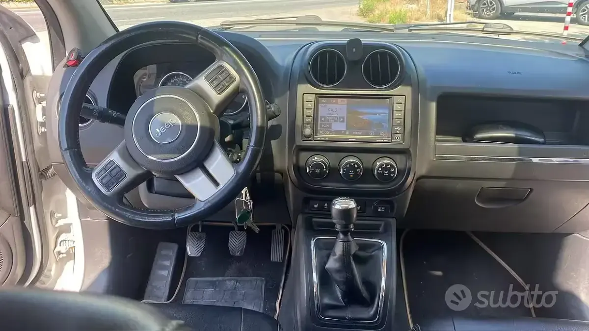 Usata Jeep Compass 163 CV (119 kW) 2012 Bianco SUV