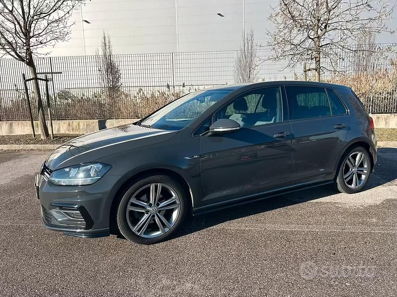 Usata VW Golf VII 115 CV (84 kW) 2019 Berlina